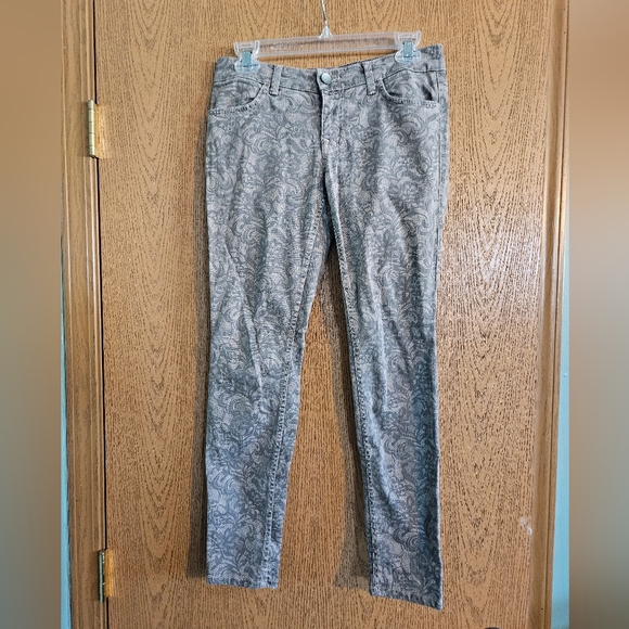 Level 99 Denim - Level 99 jeans